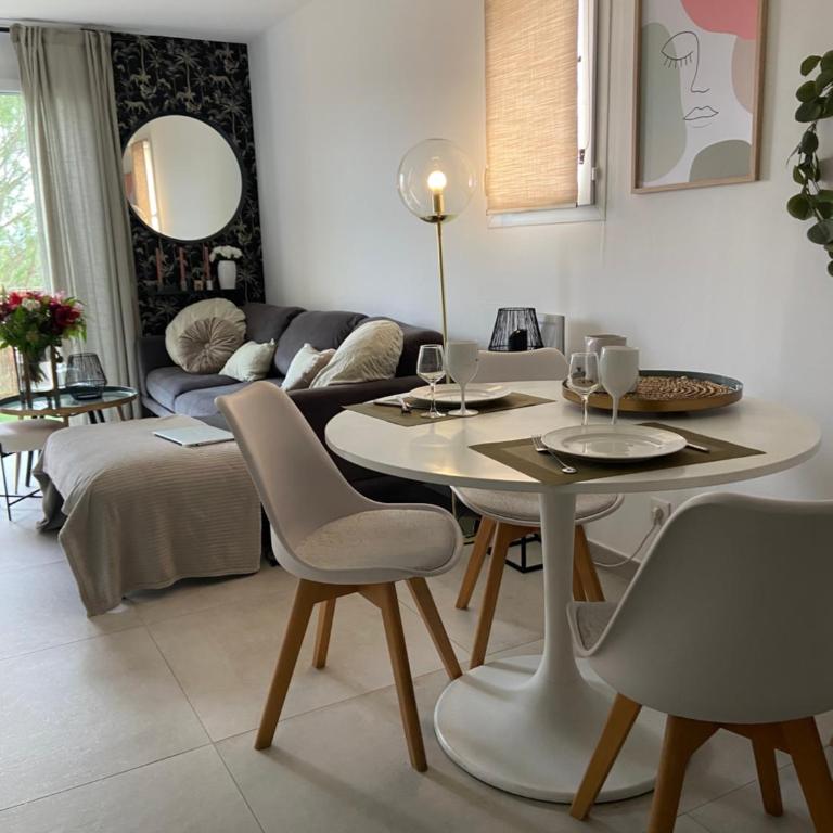 Maison avec piscine en Provence - Maison 2 Chambres - 11