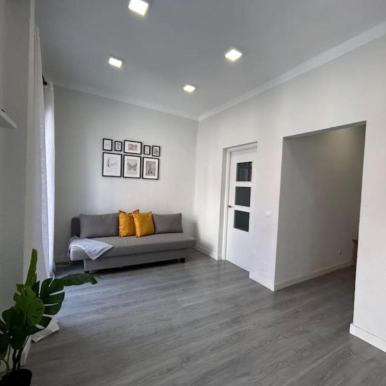 Cosy flat Arganzuela - AC - Two-Bedroom Apartment - 9