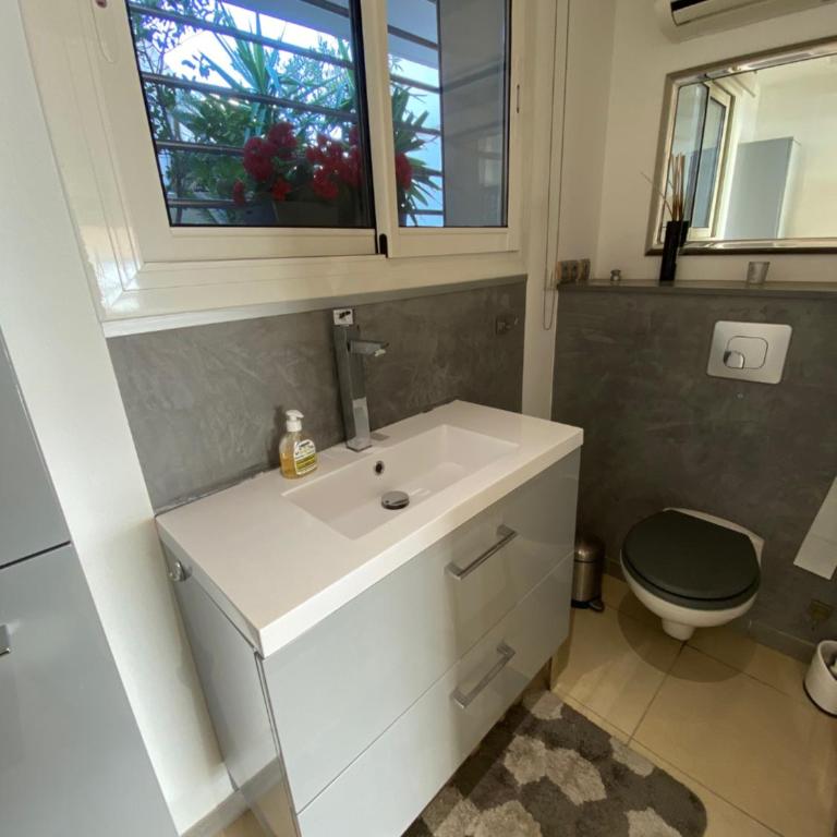 L'AZUREA Front de Mer - Two-Bedroom Apartment - 13