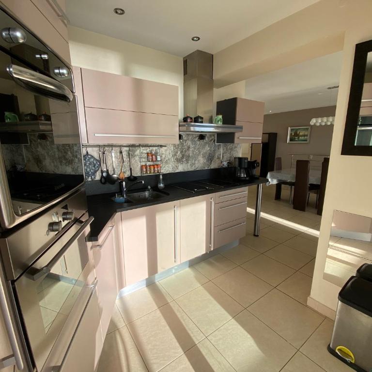 L'AZUREA Front de Mer - Two-Bedroom Apartment - 12