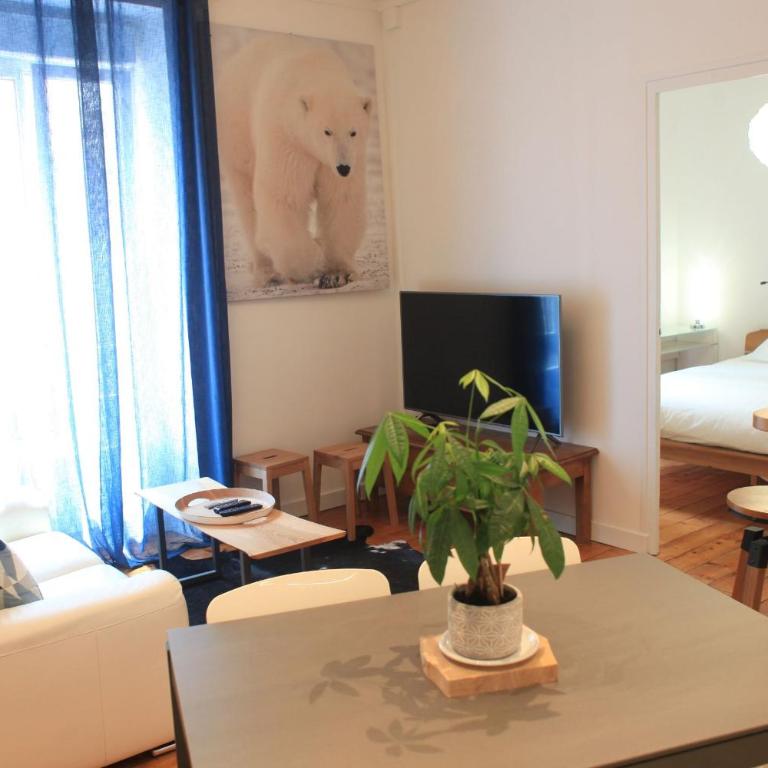 Hotegam agency, 70 rue Thiers Championnet, close SNCF, new & design, 2 bedrooms, 1 office - Apartment mit 2 Schlafzimmern - 39
