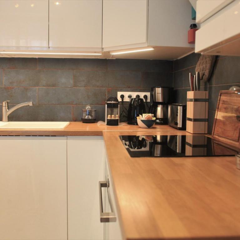 Hotegam agency, 70 rue Thiers Championnet, close SNCF, new & design, 2 bedrooms, 1 office - Apartment mit 2 Schlafzimmern - 35