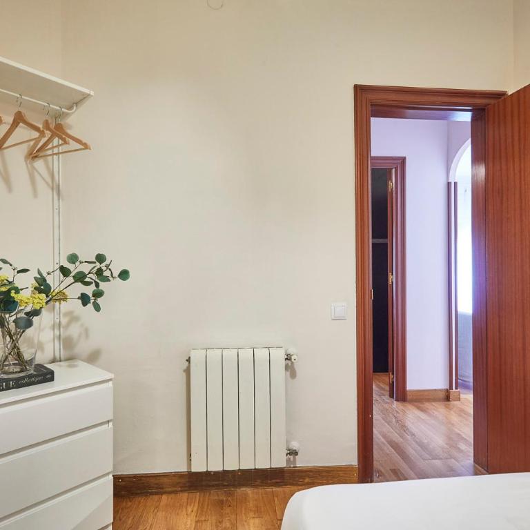 BBarcelona Gaudí Avenue Flat - Apartment - 18