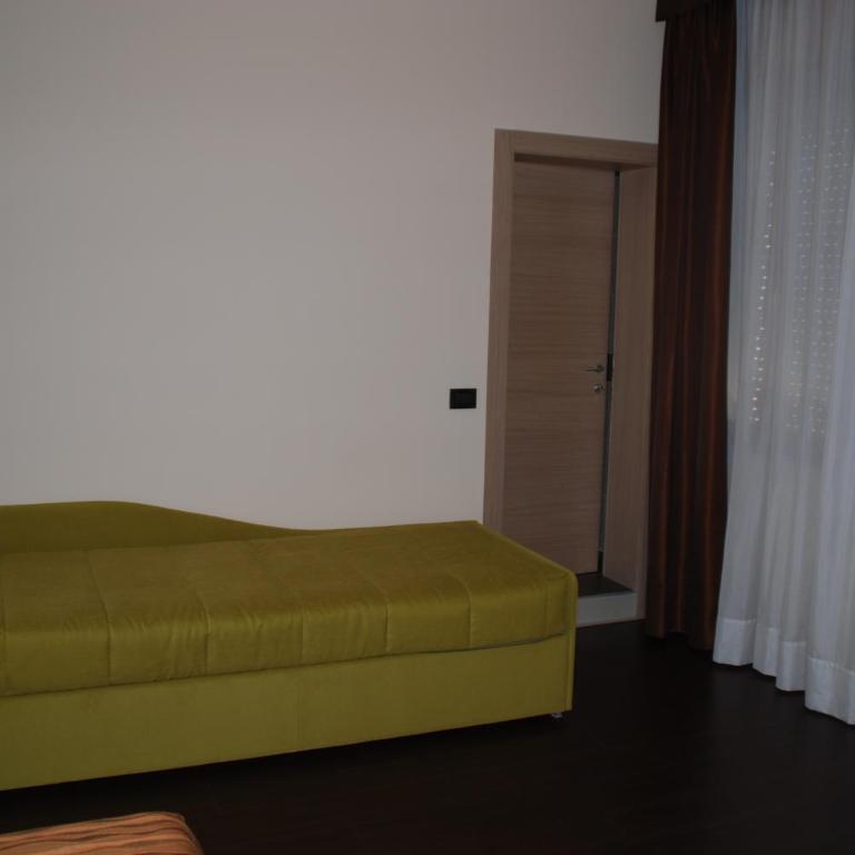 Hotel Paris - Camera Quadrupla - 4