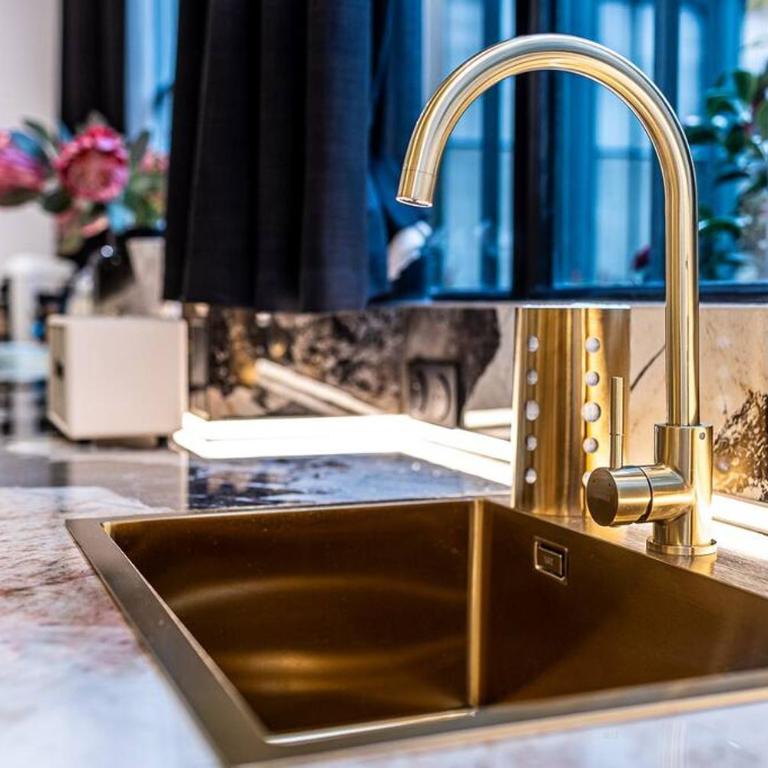 B Luxe Triplex, Cinema Near Place des Vosges AC - Appartement 3 Chambres - 24