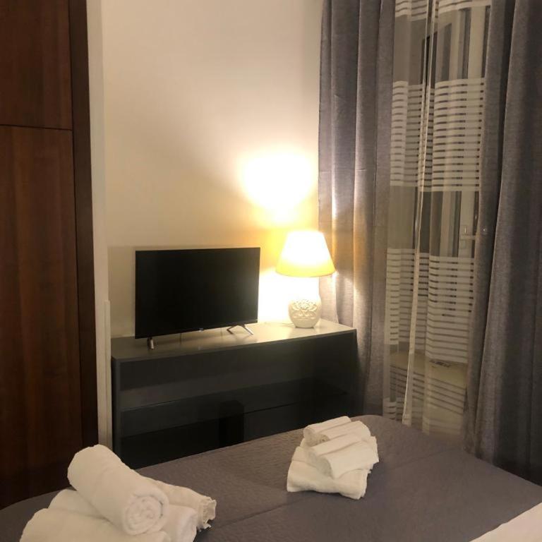 ALMA Rooms Appia - Camera Matrimoniale Deluxe con 1 Letto Supplementare - 5