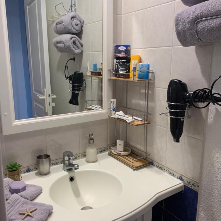 Beau 2 pièces, Magnifique vue mer et piscine - Appartement 1 Chambre - 19