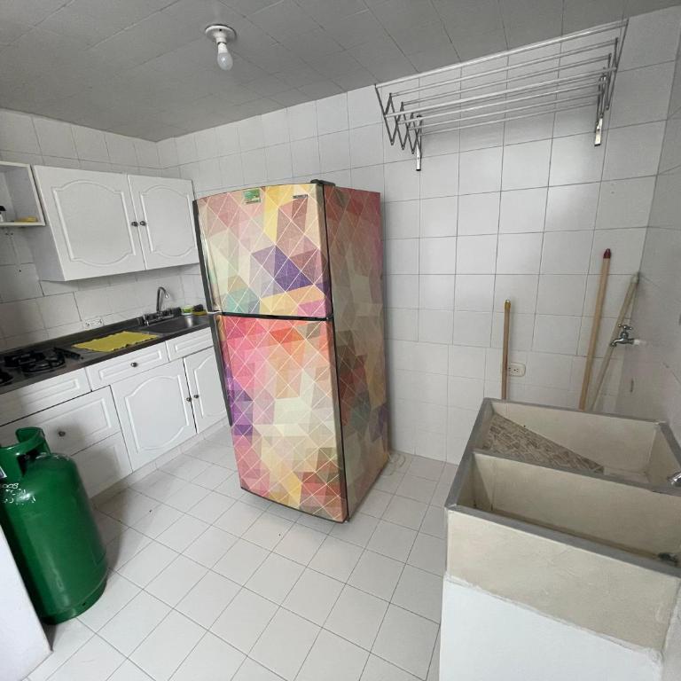 Apartamento cómodo en laureles , céntrico y bien ubicado Apto 301 - Two-Bedroom Apartment - 21