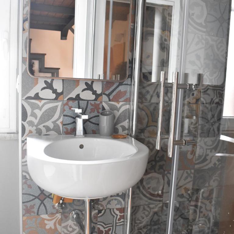 Trastevere St Ariabianca House - Two-Bedroom Apartment - 31