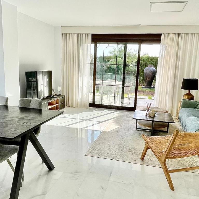 PRIVATE HOUSE with ZEN GARDEN and COMMUNITY POOL - Casa de 3 dormitorios - 12