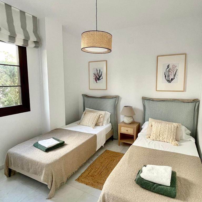 PRIVATE HOUSE with ZEN GARDEN and COMMUNITY POOL - Casa de 3 dormitorios - 31