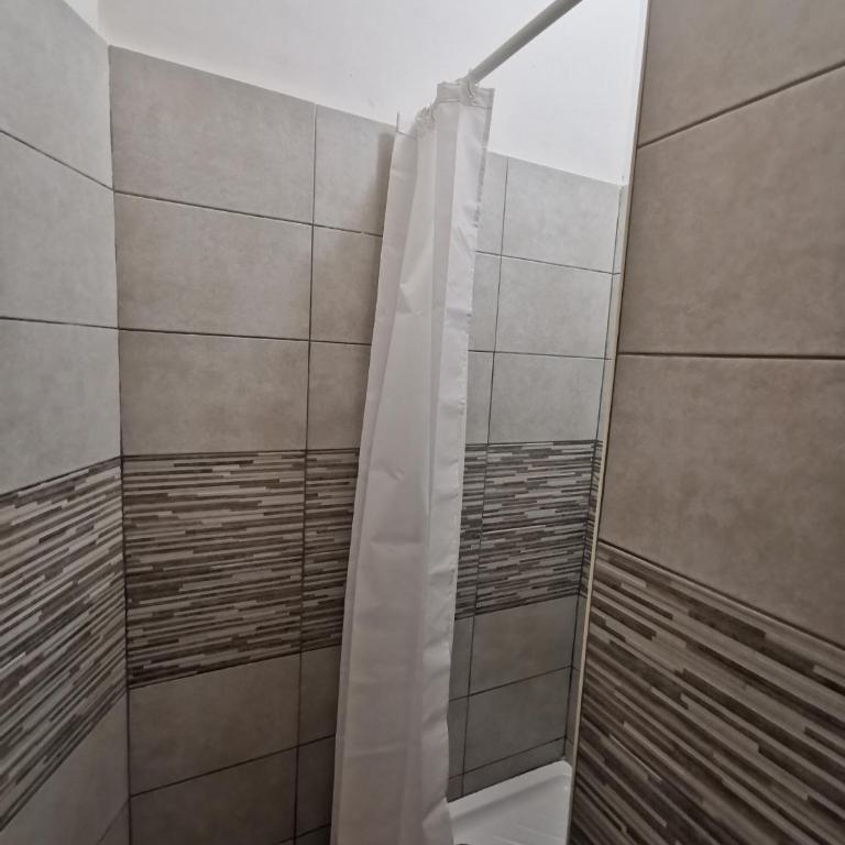Affittacamere Sciacchithouse - Camera Matrimoniale con Bagno Privato - 2
