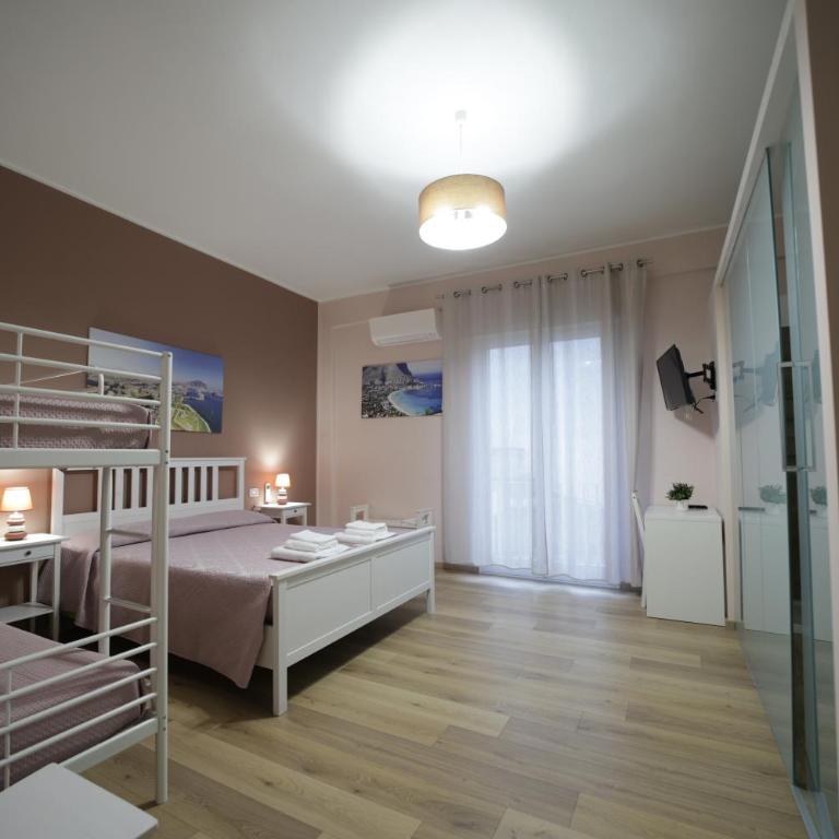 Casa di Paola - Quadruple Room with Bathroom - 5