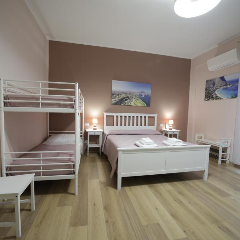 Casa di Paola - Quadruple Room with Bathroom - 3