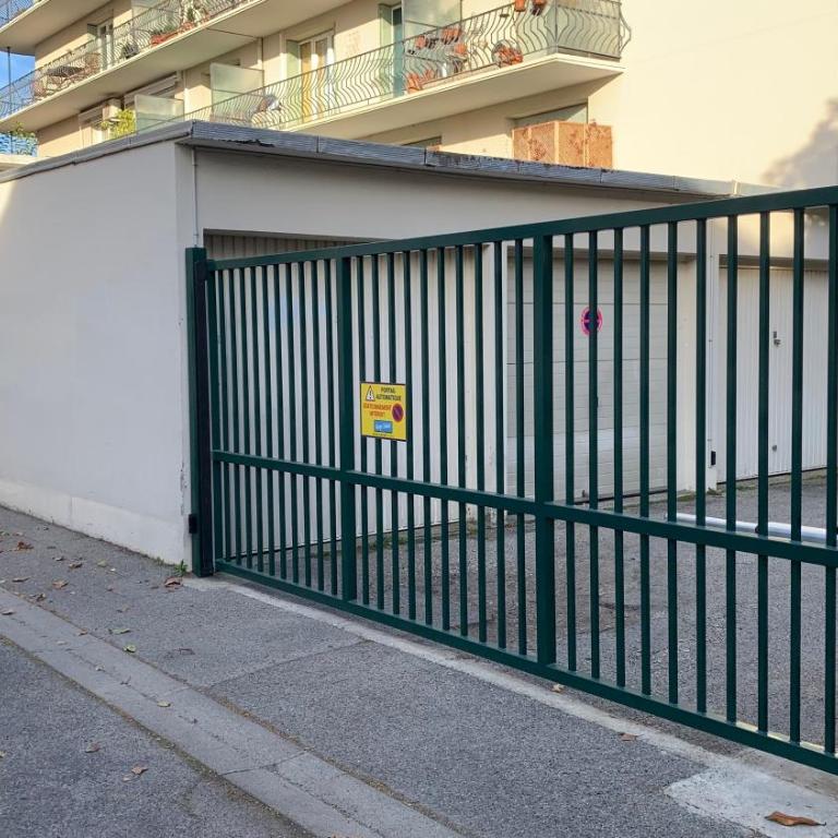 Au calme de L'Iris - Clim - Garage - Wifi - Tramway - Apartment mit 1 Schlafzimmer - 22