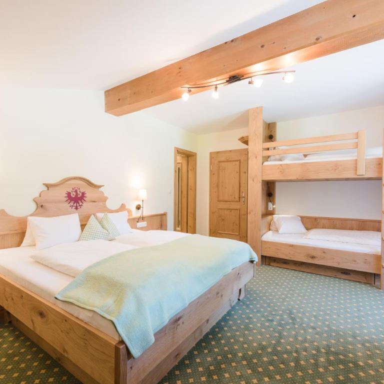 Gasthof Oberstegen - Triple Room - 7