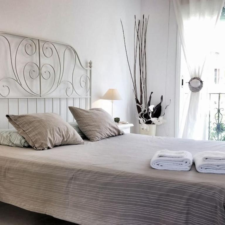 Preciosa casa en el centro con terraza y patio - Apartamento - 6