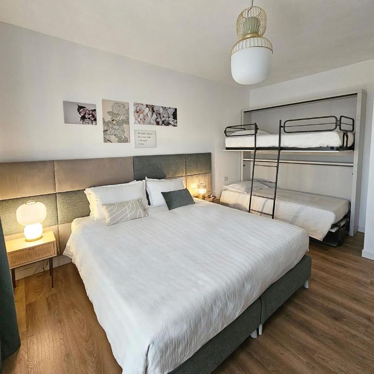 B&B Domus Teano Luxury Rooms - Camera Familiare Deluxe - 10