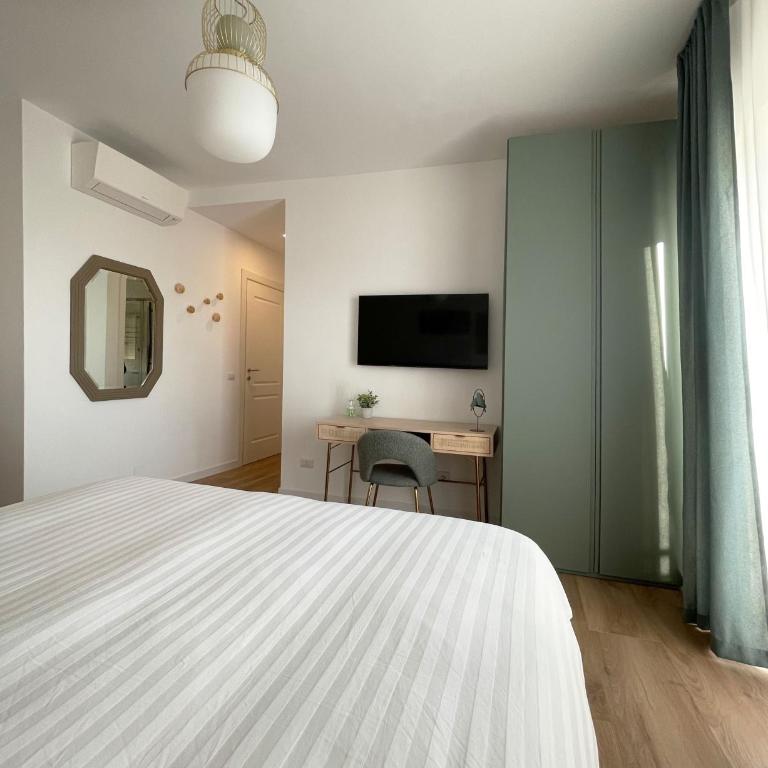 B&B Domus Teano Luxury Rooms - Camera Matrimoniale Deluxe con Balcone - 11