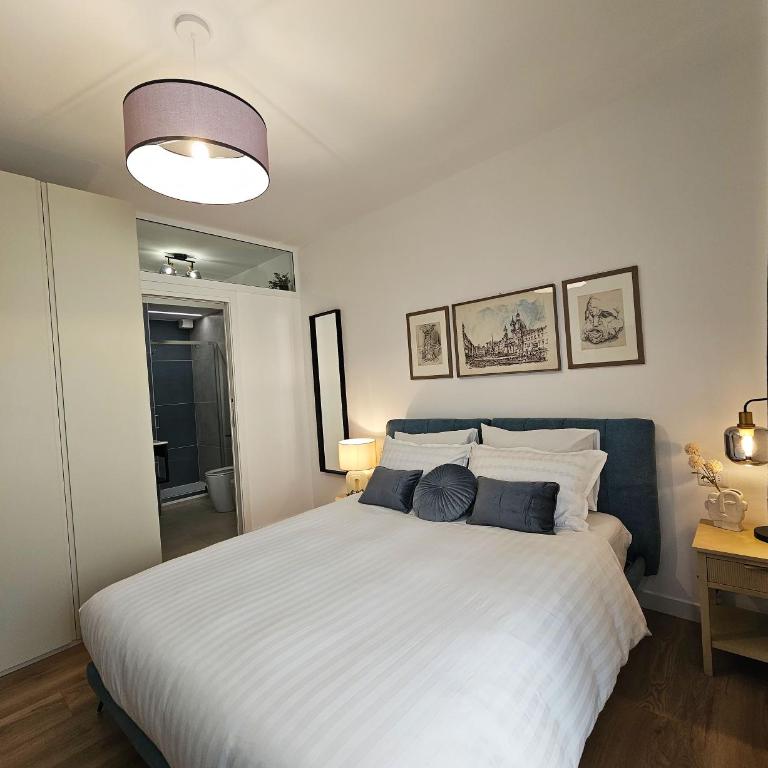 B&B Domus Teano Luxury Rooms - Camera Matrimoniale Superior - 11