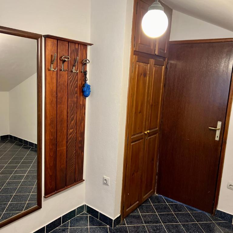 Apartments Holiday - Apartman s 1 Spavaćom Sobom i Balkonom - 7