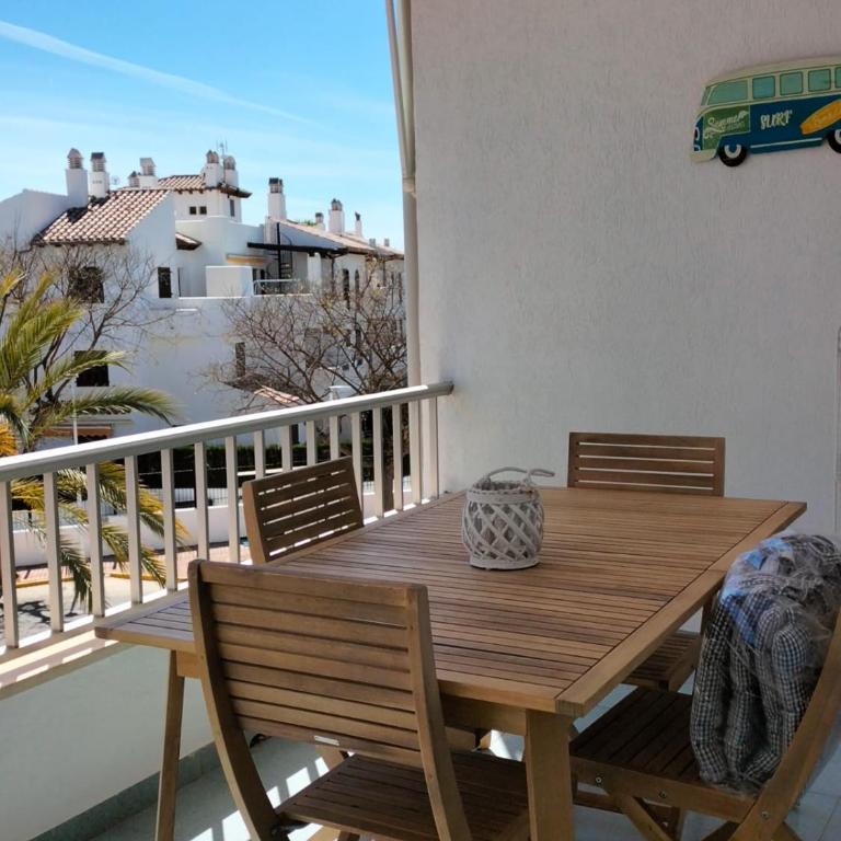 ApartiaBeach Apartamentos - Apartamento de 3 dormitorios con vistas al mar - 4