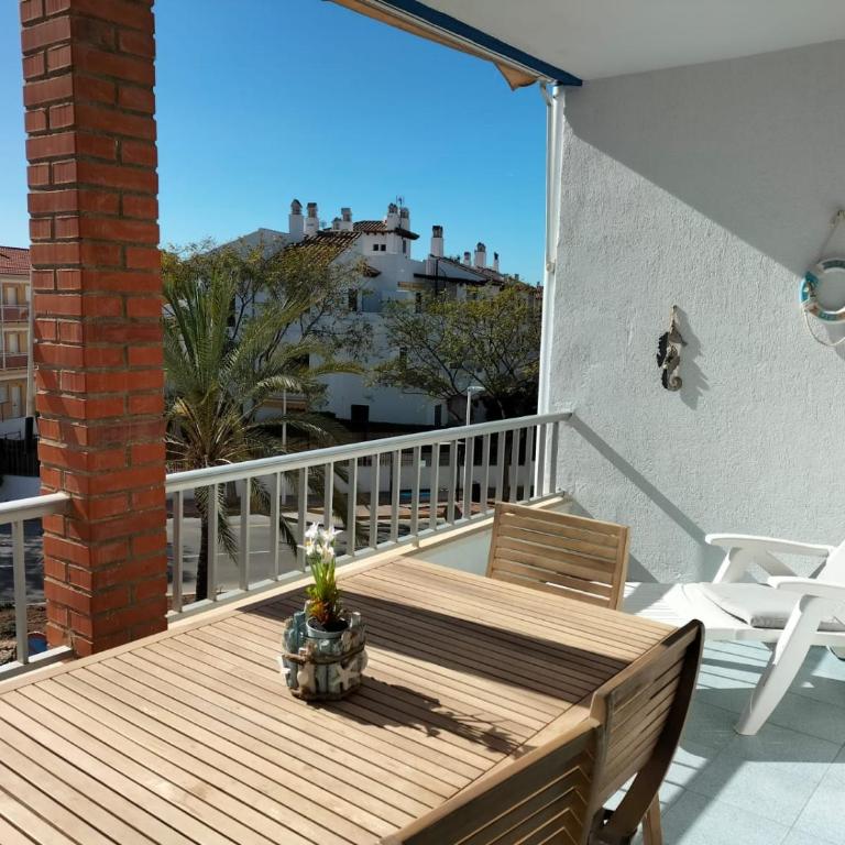ApartiaBeach Apartamentos - Apartamento de 3 dormitorios con vistas al mar - 1