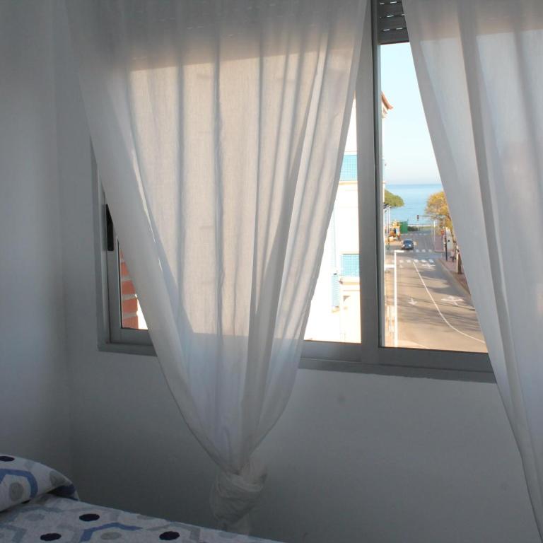 ApartiaBeach Apartamentos - Apartamento de 3 dormitorios con vistas al mar - 11