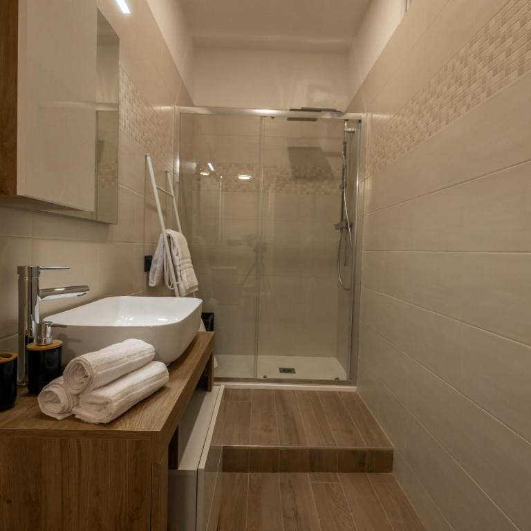 Appartamento Torino Porta Nuova - Appartamento con 2 Camere da Letto - 9