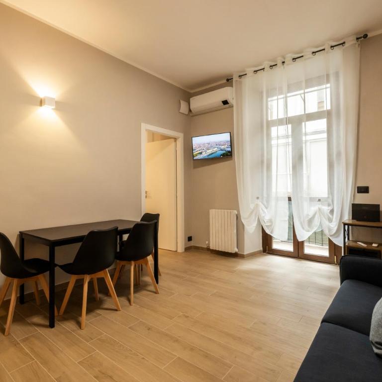 Appartamento Torino Porta Nuova - Appartamento con 2 Camere da Letto - 2