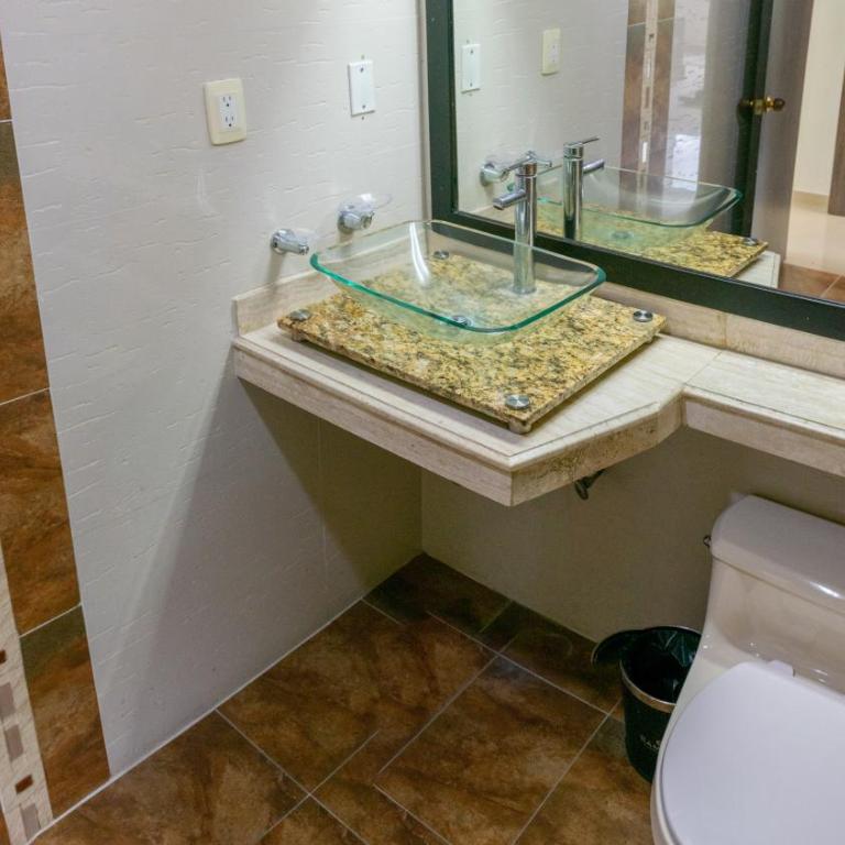 Hotel San Juan Internacional - King Suite with Spa Bath - 17