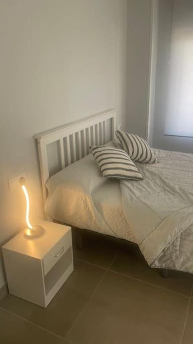 Apartamento moderno y coqueto en playa San Juan - Two-Bedroom Apartment - 23