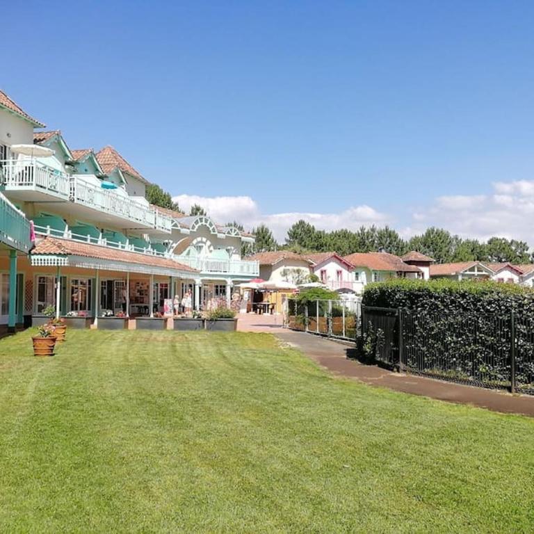 Maison pour 4 personnes près des golfs - Maison 2 Chambres - 11