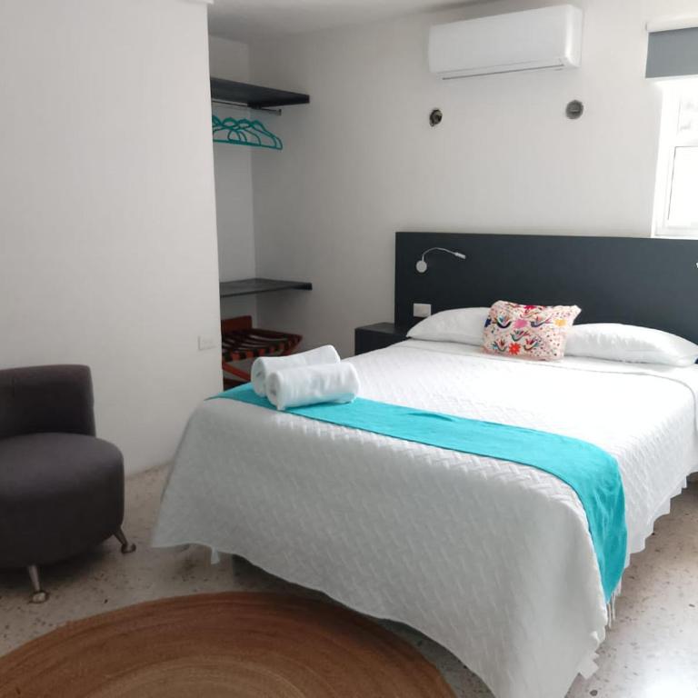 Hotel Downtown Merida - Double Room - 10