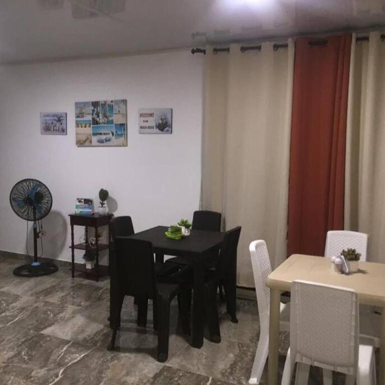 Casa Turistica Dónde MATHY'S #1 Barrio Sarie Bay - Apartamento de 3 dormitorios - 30