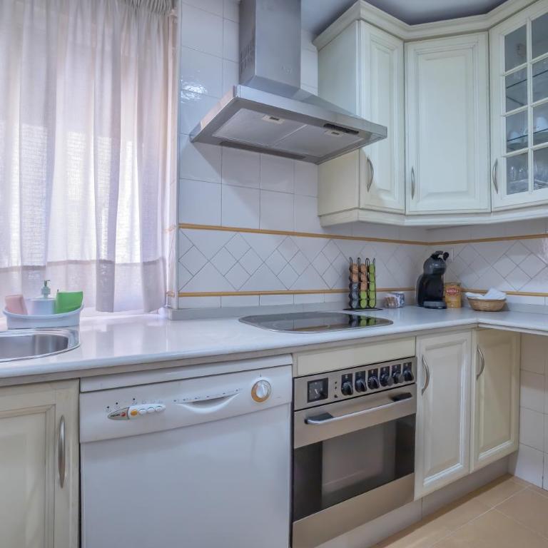 Apartamento Esmeralda & Parking Incluido & Centro - Apartamento de 3 dormitorios - 5