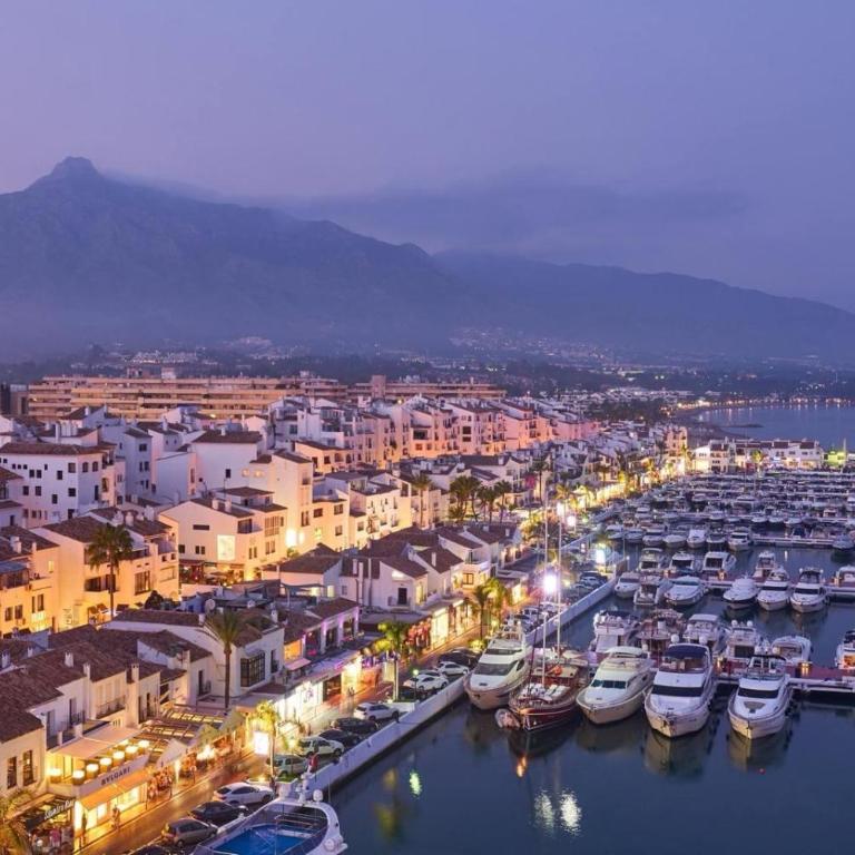 Luxury Apartment Marbella - Two-Bedroom Apartment - 42