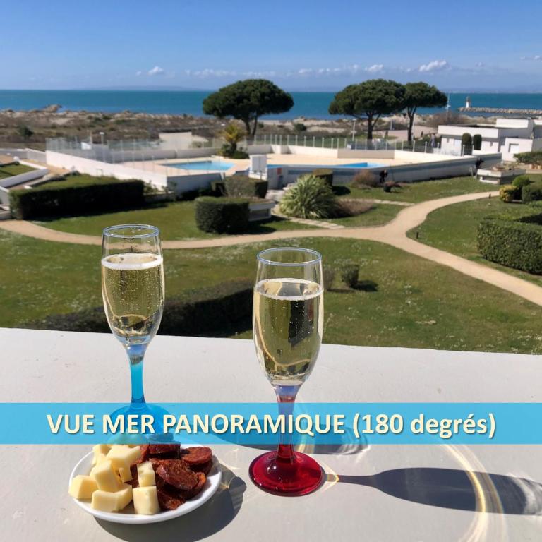 CAMARG'Beach Vue mer-Piscines-Plages-Tennis-Parking-4PERS - Apartment mit Meerblick - 2