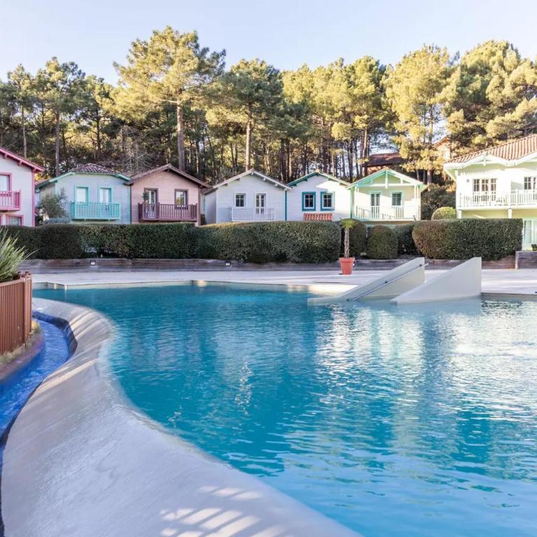 Maison pour 4 personnes près des golfs - Maison 2 Chambres - 2