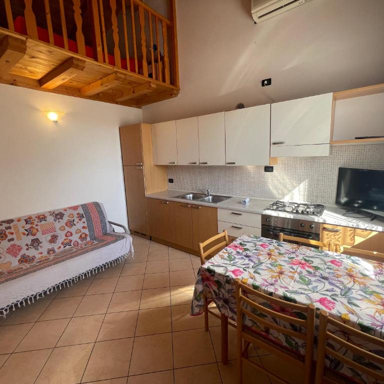 Villa Dascia - Agenzia Cocal - Appartamentino su 2 Livelli - 6