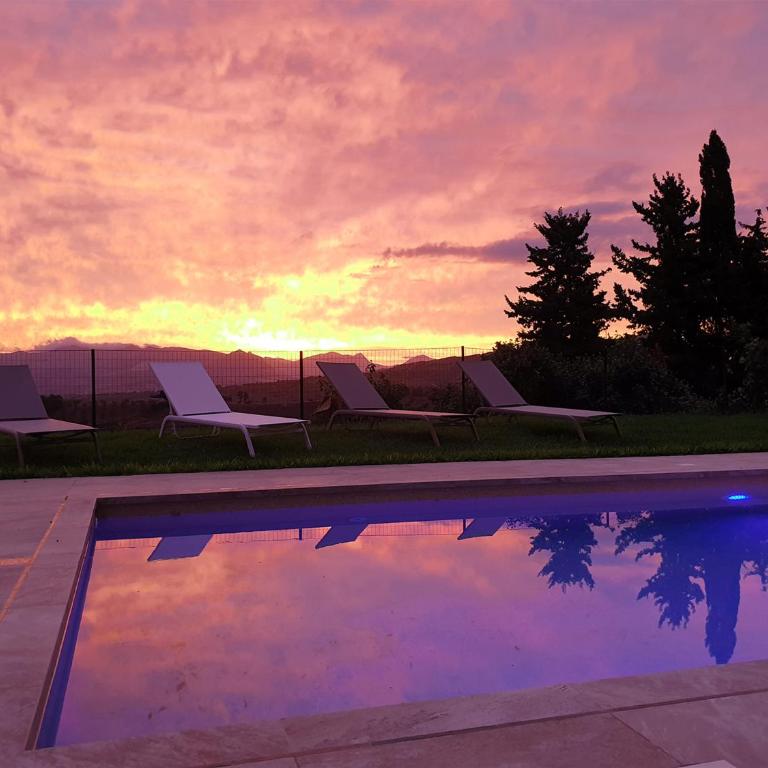 Villa Tommaso Maruggi, Sicilia, con Jacuzzi e piscina privata - Four-Bedroom Villa with Garden View - 19