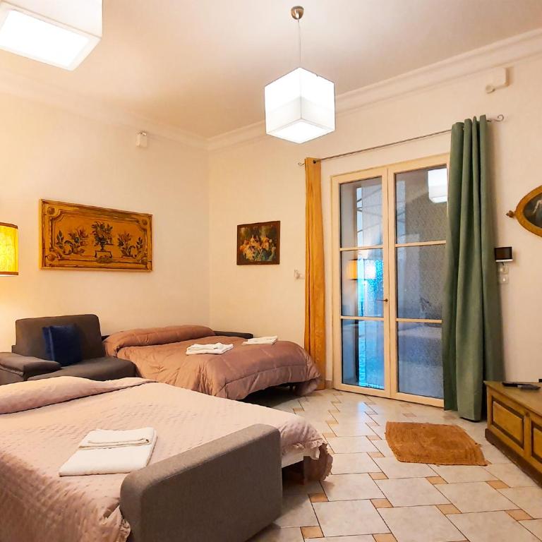 Villa Tommaso Maruggi, Sicilia, con Jacuzzi e piscina privata - Four-Bedroom Villa with Garden View - 46