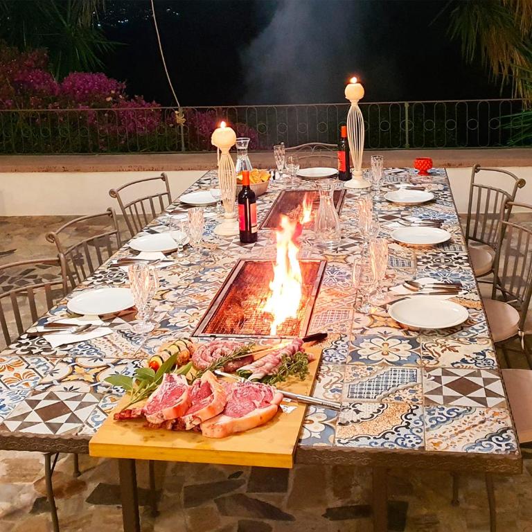 Villa Tommaso Maruggi, Sicilia, con Jacuzzi e piscina privata - Four-Bedroom Villa with Garden View - 35
