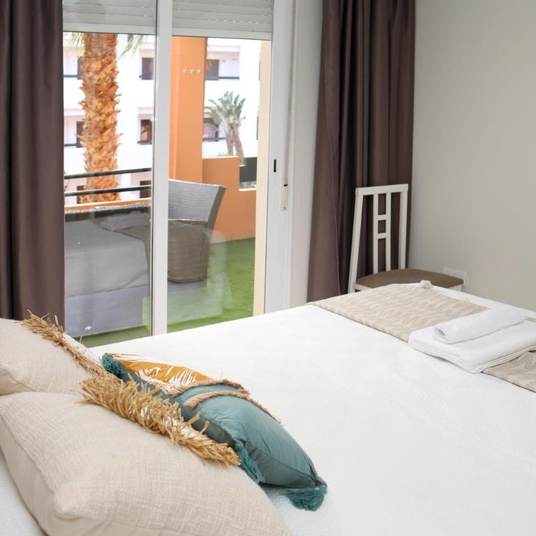 Palami Vera con terraza, WIFI 300mb, piscina y garaje privado - Apartamento de 2 dormitorios - 22