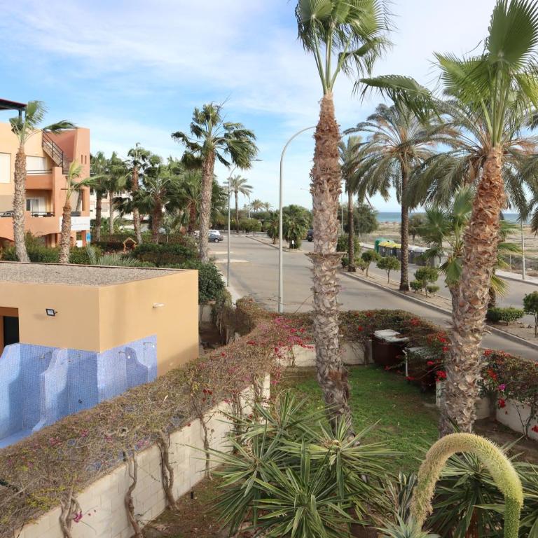Palami Vera con terraza, WIFI 300mb, piscina y garaje privado - Apartamento de 2 dormitorios - 36