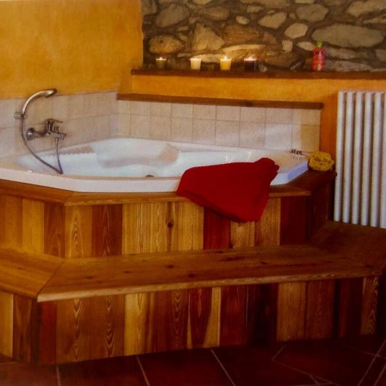 Magnificent spacious 4 bedroom mountain chalet with spa, free EV plug -in - Villa - 29