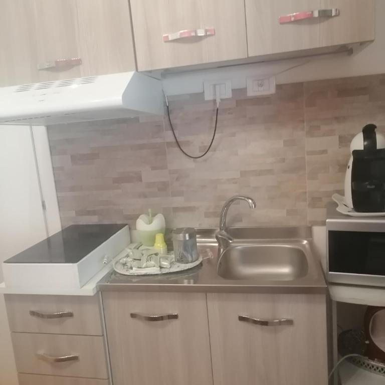 Medea rooms palermo centro - Double Room with Private Bathroom - 16