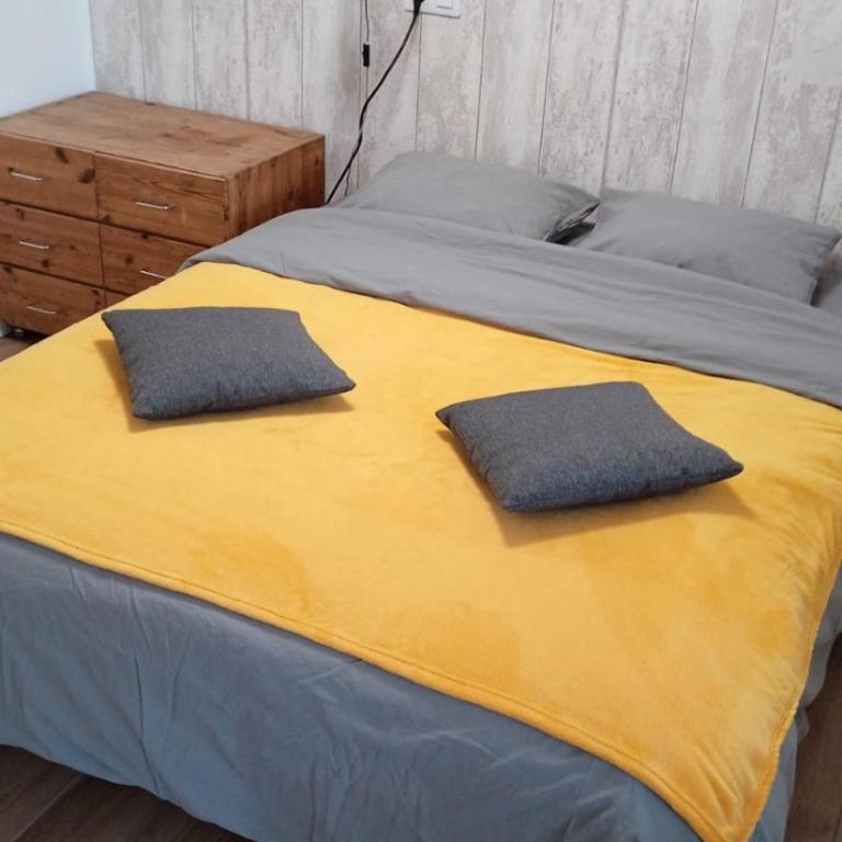 Island Paradise a studio with a kitchenette, private bathroom and balcony, in a complex with 3 swimming pools, 800m away from the ocean front - Apartamento de 1 dormitorio - 7