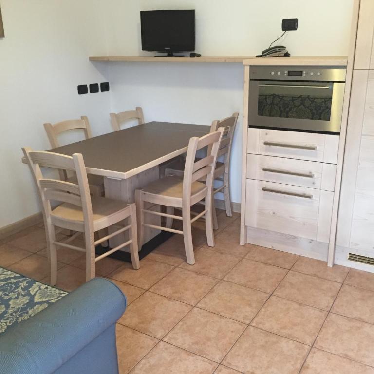 Residence Cima Tosa - Appartamento con 2 Camere da Letto (4 Adulti) - 5