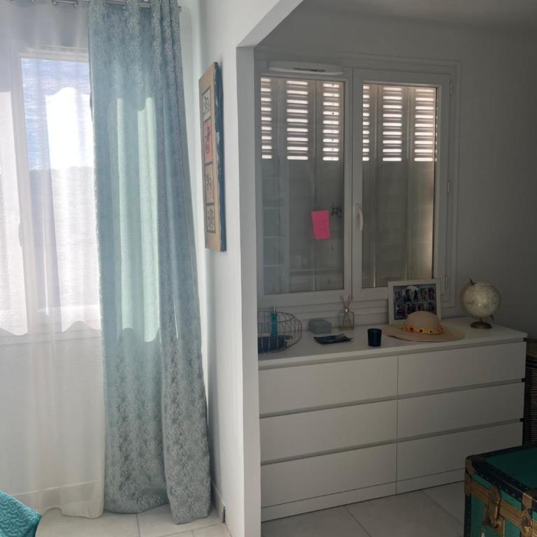 House of Essia - Appartamento con 2 Camere da Letto - 13
